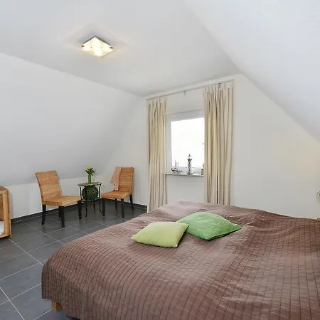 Boddenblick Ferienhaus *